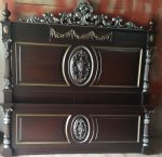 Elegant Nawaz Hand-Carved Wooden Bed - Image 13