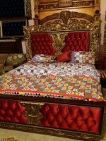 Classic Wooden Carved Cushion Bed